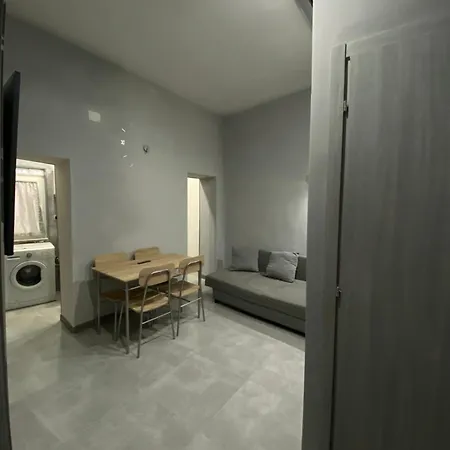 à Famiglia Appartamento *